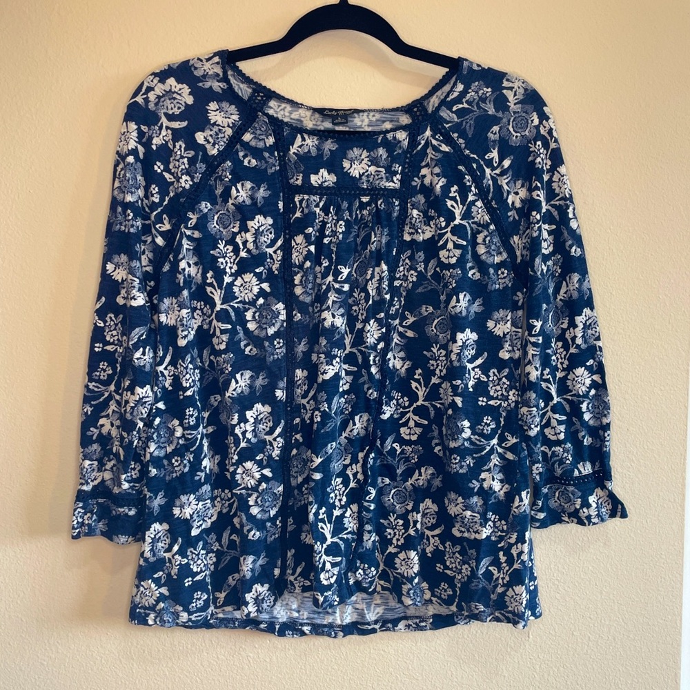 Lucky Brand Blue and White 3/4 Sleeve Top